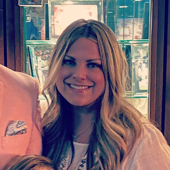 Meet your Posher, Kelly - Picture 1 of 1